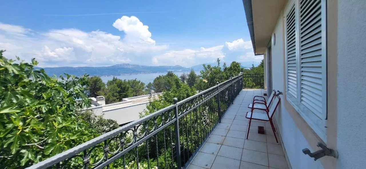 Jungle Jam Apartment Trogir Croatia